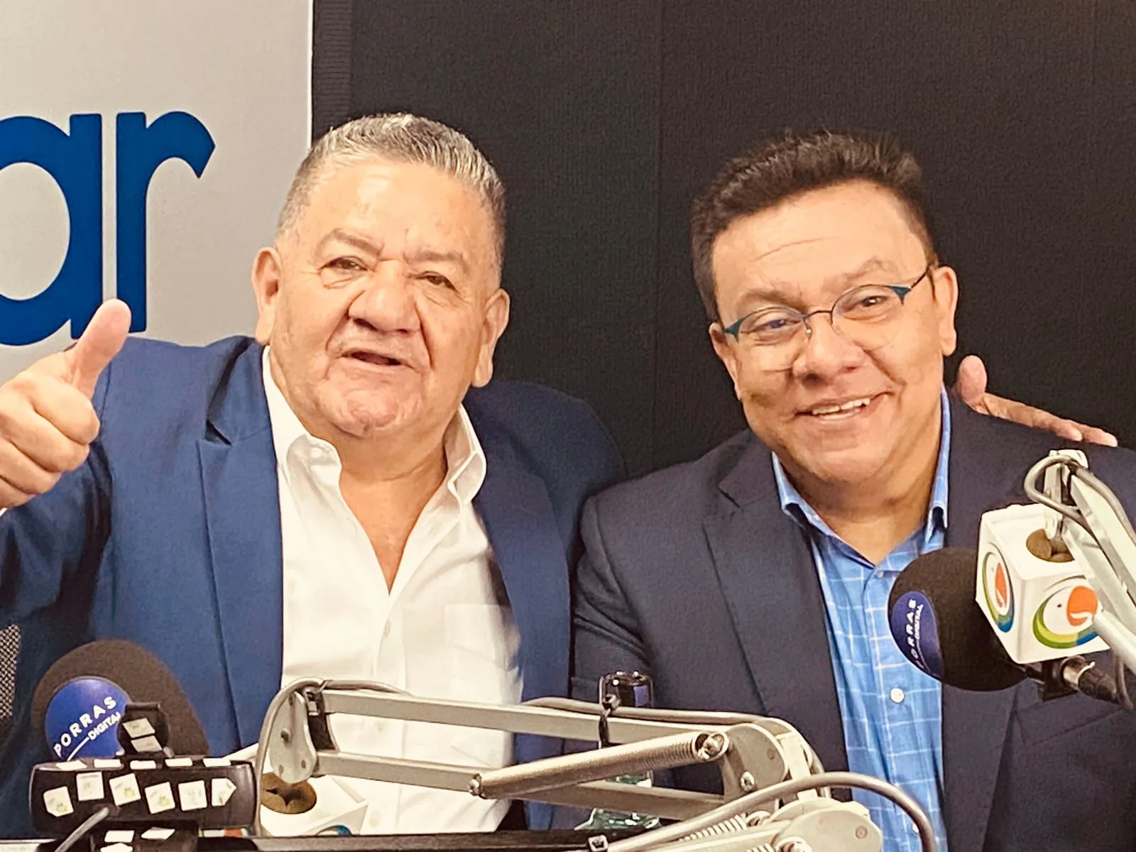 Javier Rubiano durante una entrevista en medios