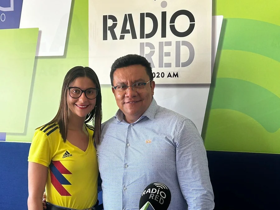 Javier Rubiano en los estudios de RCN Radio Red
